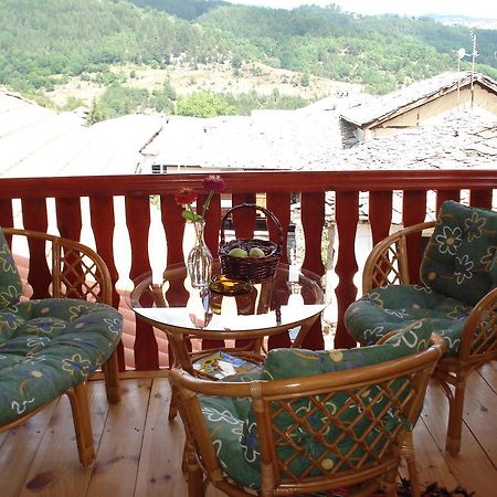 Sharkov Guest House Dolen  Rum bild